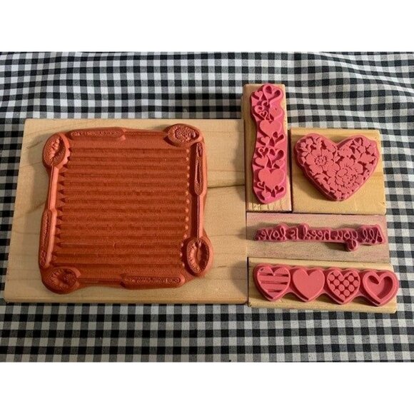 Set of 5 Wooden Heart & Love-Themed Rubber Stamps for Crafting & Scrapbooking - Picture 2 of 10